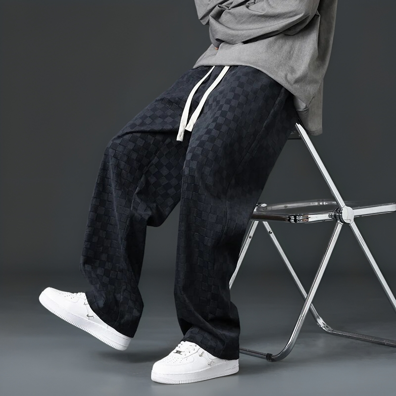 Velutia Sweatpants - Edward Fraiser